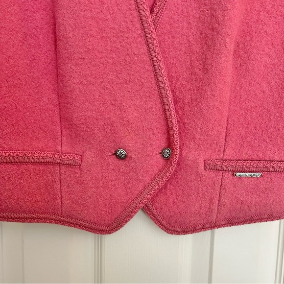 Vintage Geiger Vest Pink 100% Boiled Wool Austria Size 42 or U.S. Size Small - Picture 11 of 16